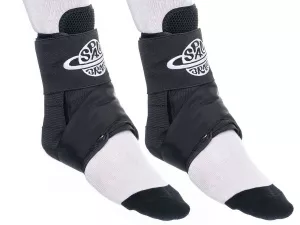 Chrániče kotníků SPACE BRACE ANKLE BRACE