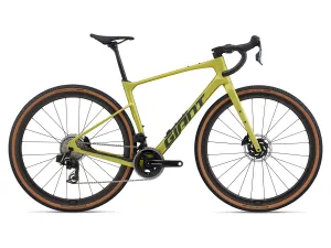 Gravel bicykel GIANT REVOLT ADVANCED PRO 0 700C 2026