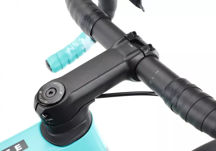 Cestný bicykel HARO RIVETTE CARBON 1 700C #23